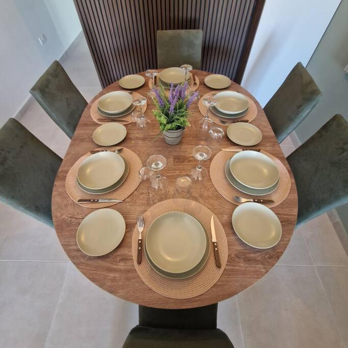 סיינט פול ביי Centrally Located, Well Equipped, Stylish Flat. מראה חיצוני תמונה