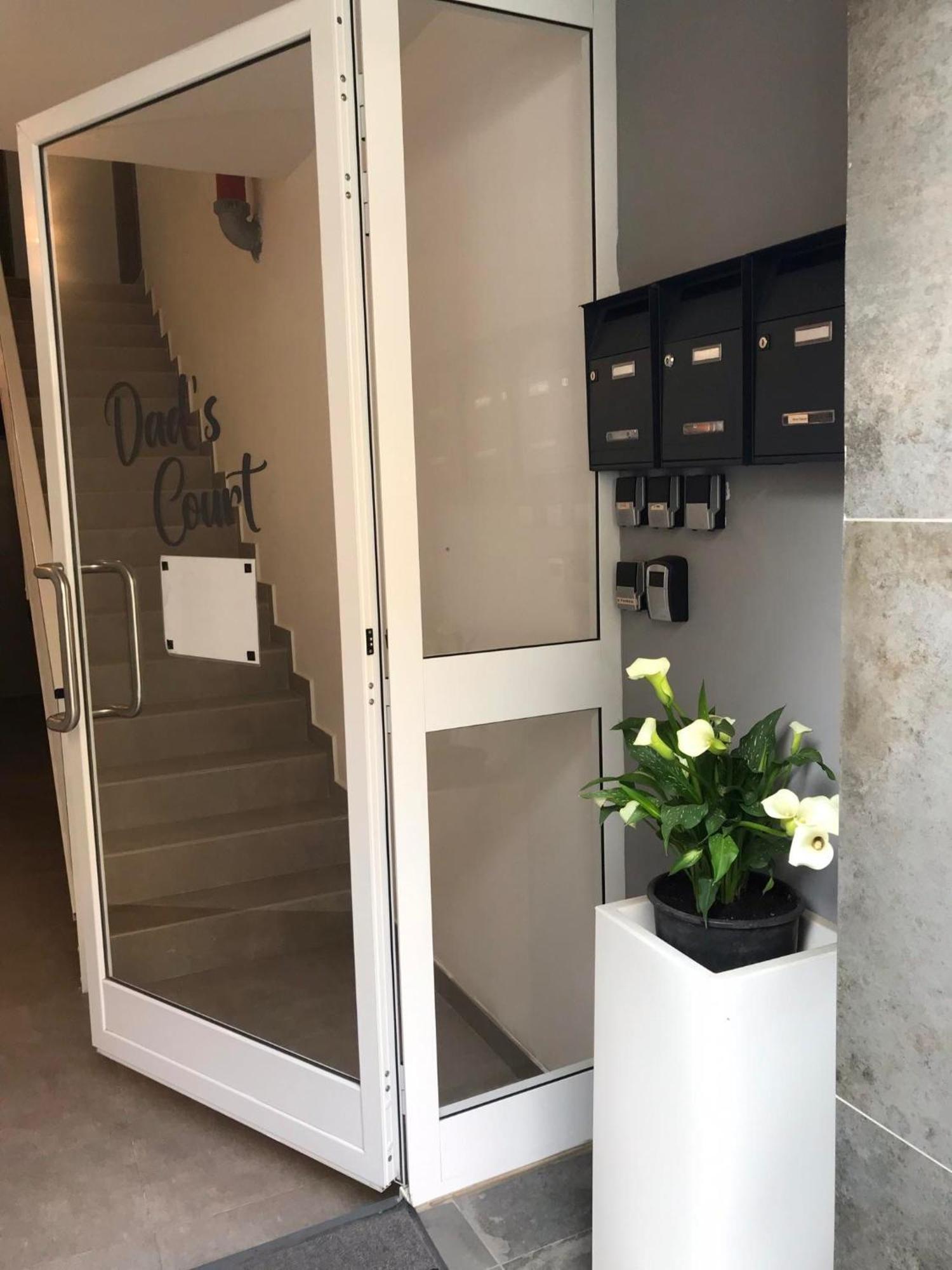 סיינט פול ביי Centrally Located, Well Equipped, Stylish Flat. מראה חיצוני תמונה