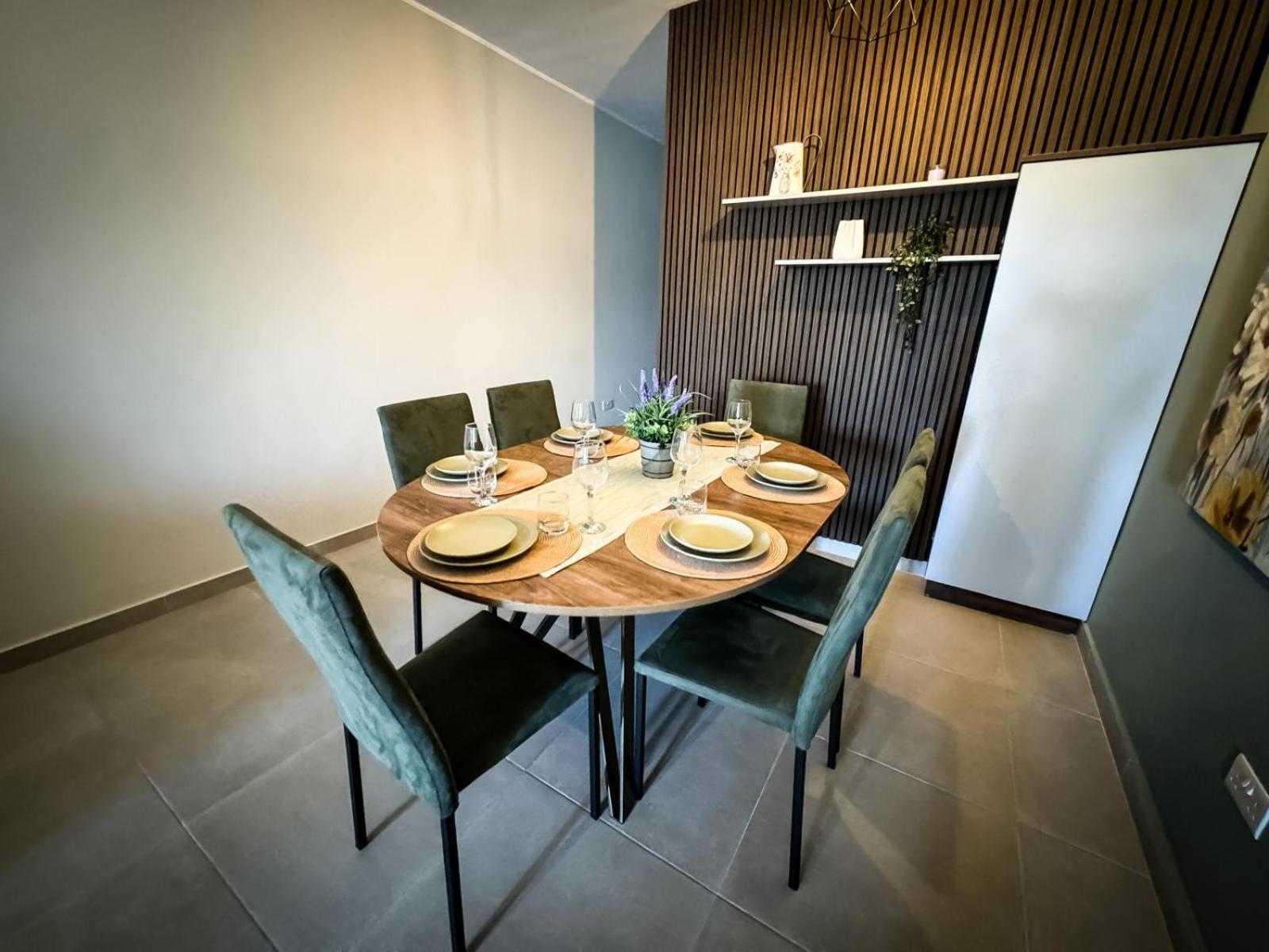 סיינט פול ביי Centrally Located, Well Equipped, Stylish Flat. מראה חיצוני תמונה