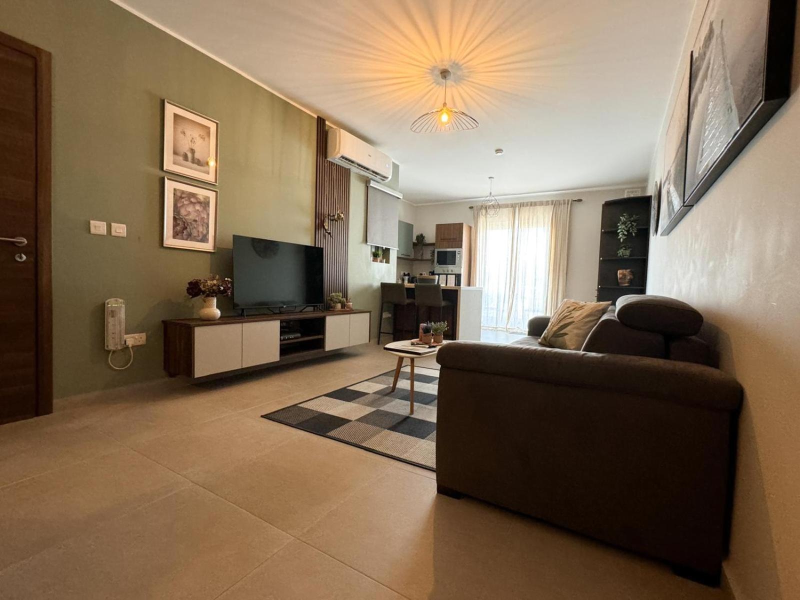 סיינט פול ביי Centrally Located, Well Equipped, Stylish Flat. מראה חיצוני תמונה