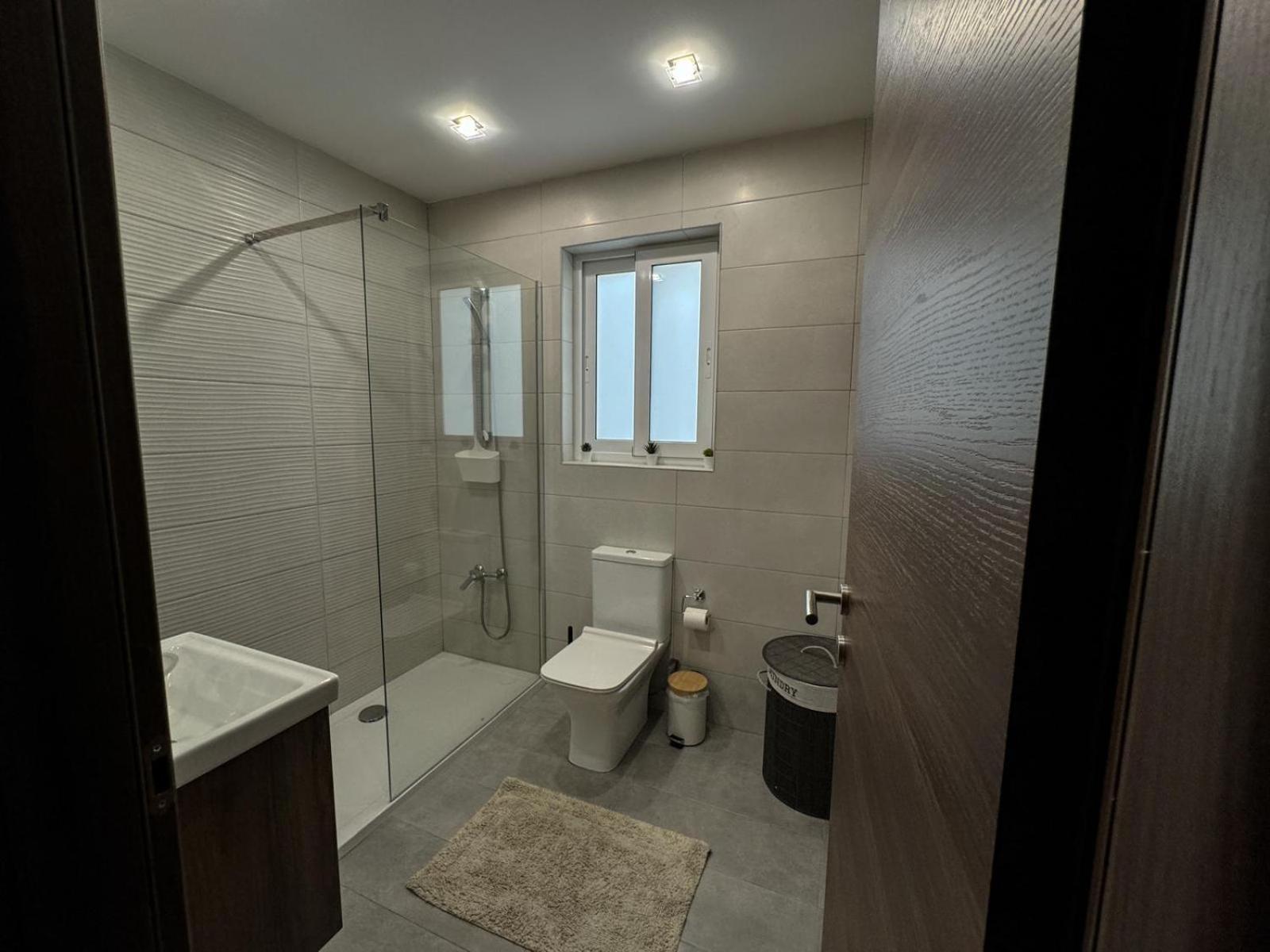 סיינט פול ביי Centrally Located, Well Equipped, Stylish Flat. מראה חיצוני תמונה