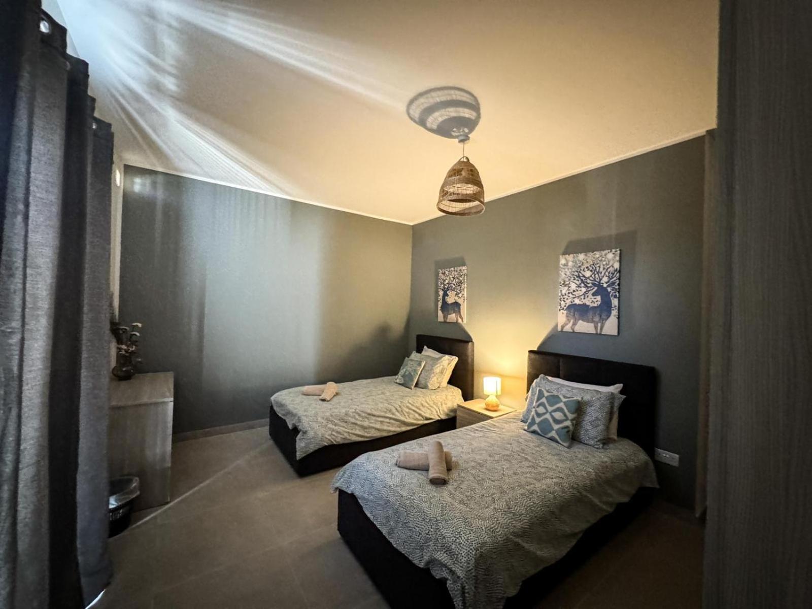 סיינט פול ביי Centrally Located, Well Equipped, Stylish Flat. מראה חיצוני תמונה